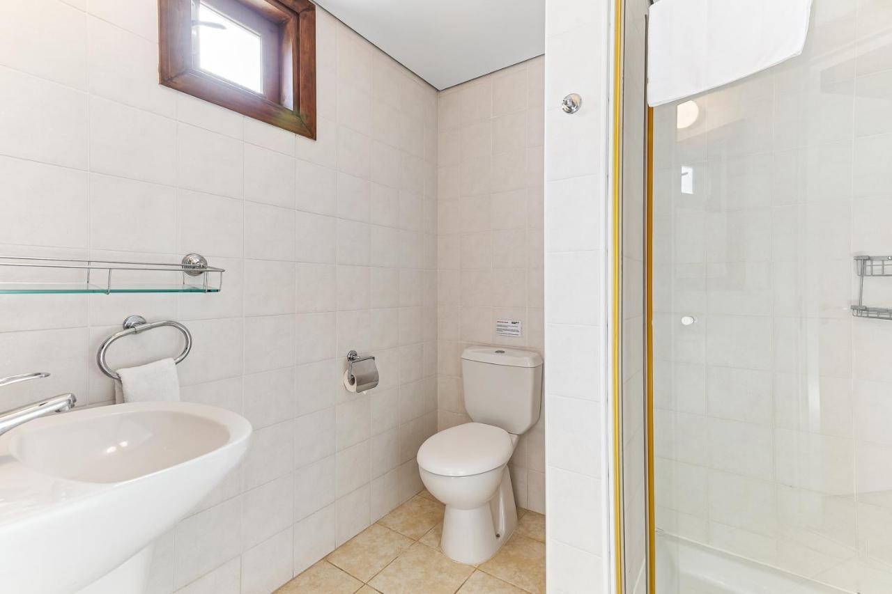 2 Bedroom Apartment Assia With Communal Pool, Aphrodite Hills Resort Kouklia Exterior foto