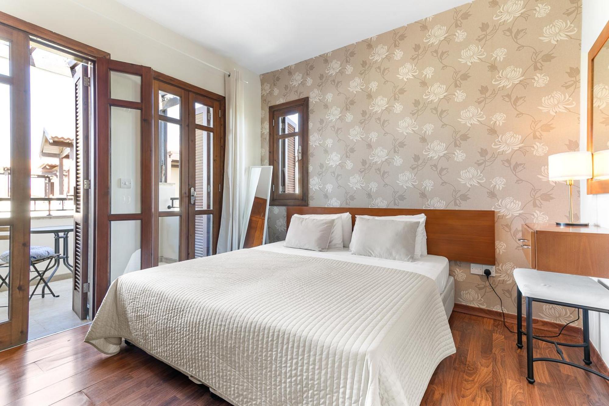 2 Bedroom Apartment Assia With Communal Pool, Aphrodite Hills Resort Kouklia Exterior foto